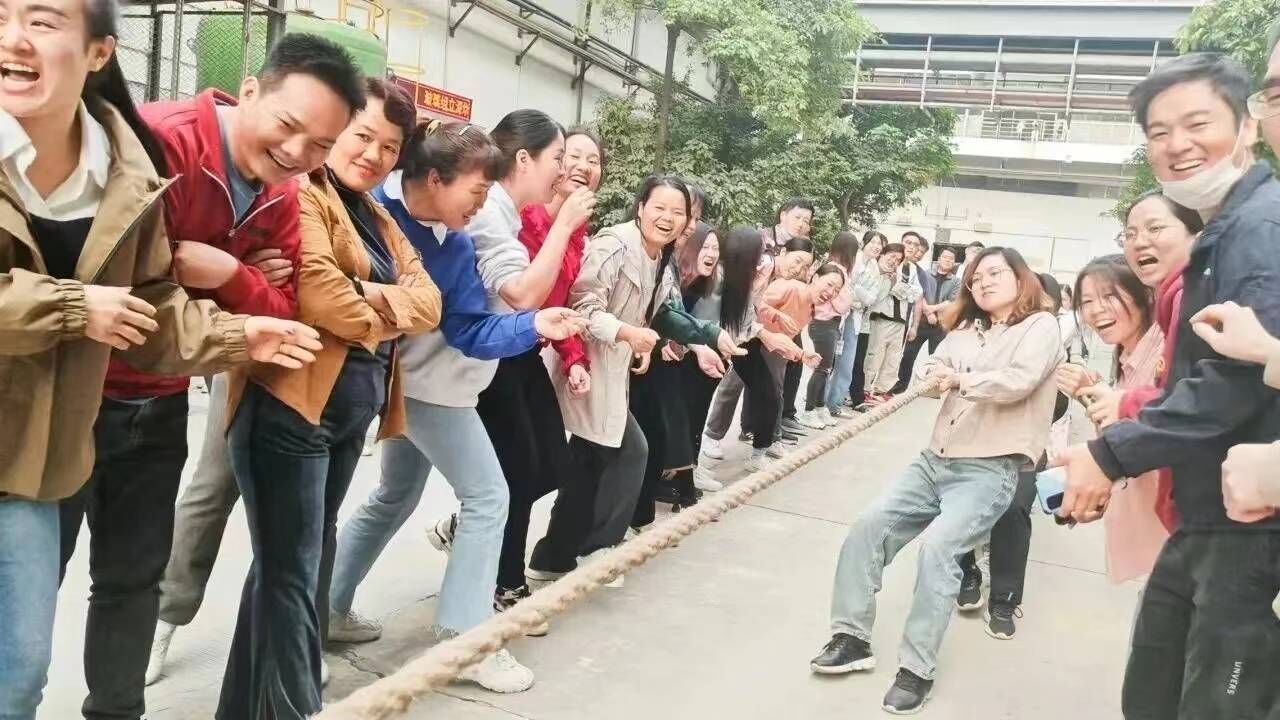 拔河比赛在观澜富士康园区举行！