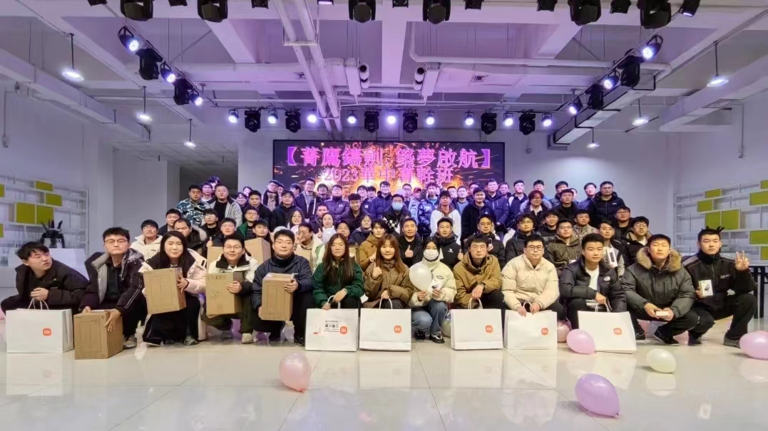 富士康生产安全灯塔工厂：首创模范，用AI领航安全智造！